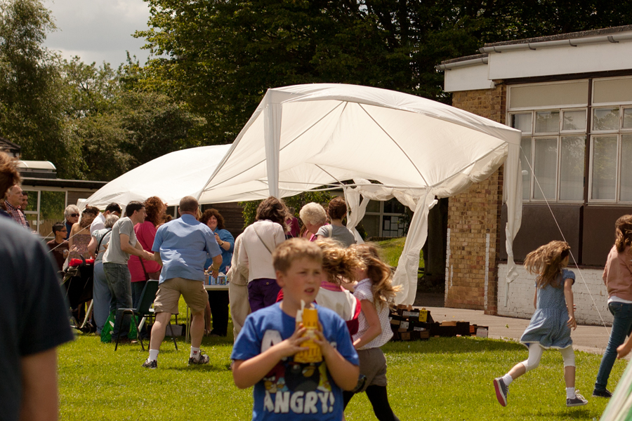 Rush to rescue the billowing marquee!