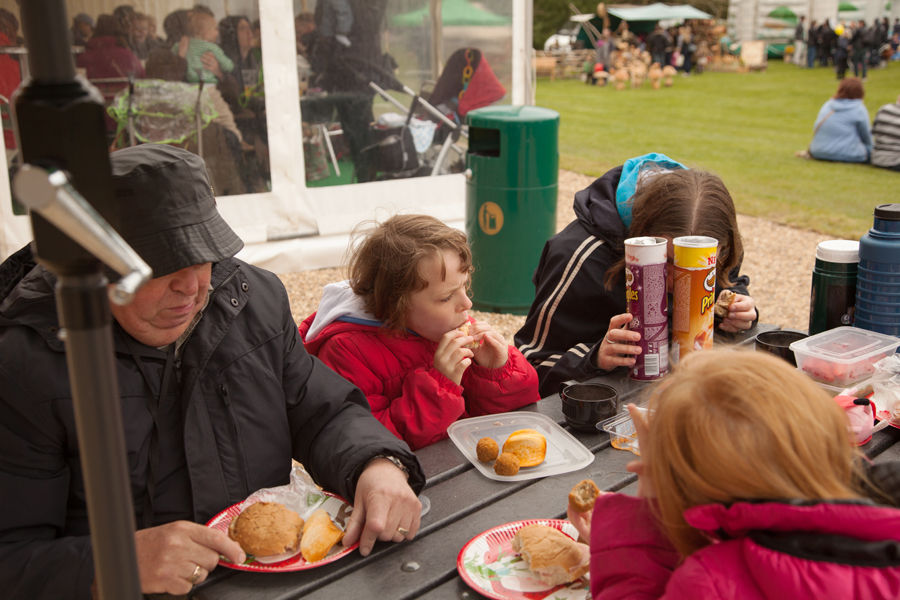Dodging the showers for lunch