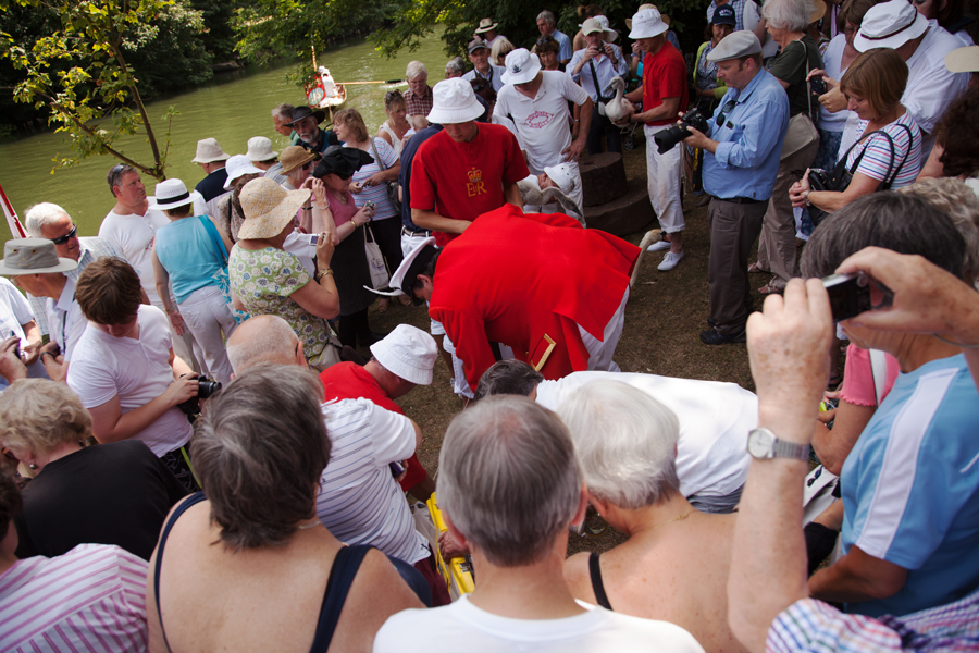 Crowds on Ray Mill Island